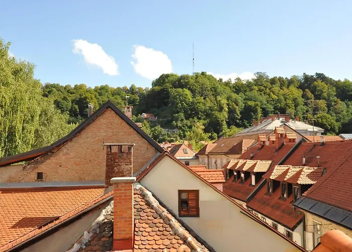 Spacious 2-bedroom Zabjak With Ac Tour As