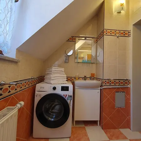 Spacious 2-bedroom Zabjak With Ac Tour As *