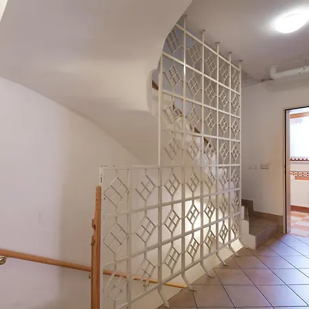 Spacious 2-bedroom Zabjak With Ac Tour As * ليوبليانا