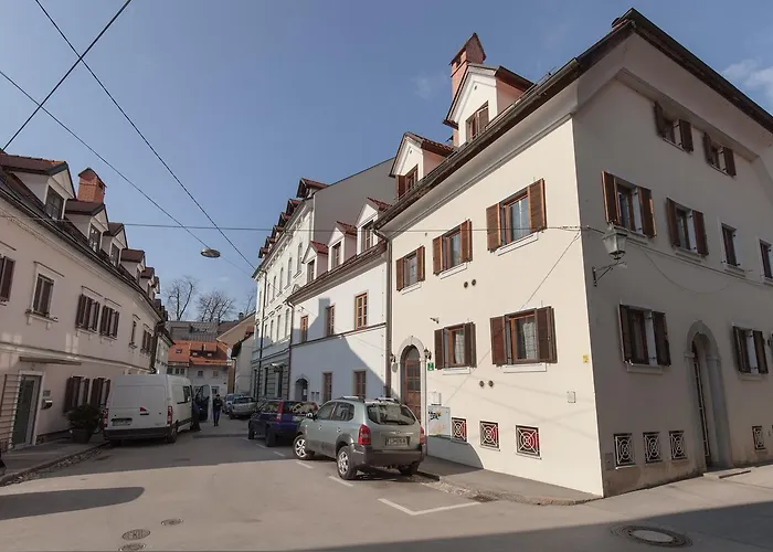 Apartmán Spacious 2-bedroom Zabjak With Ac Tour As Lublaň
